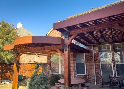Traditional Pergola w/Curved Facia